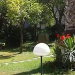 Hotel Ara Maris & 5*