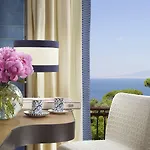 Ara Maris & Sorrento