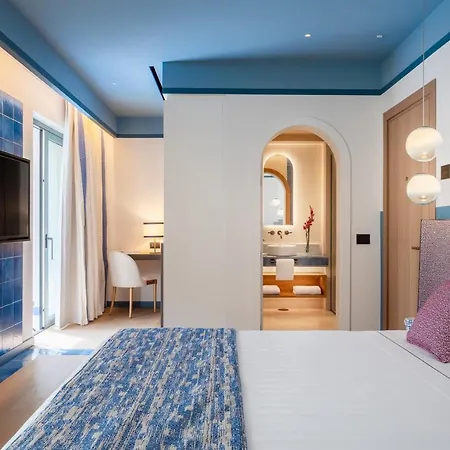 Carlton International 5*