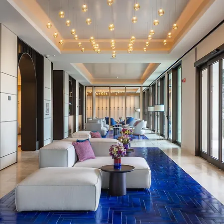 Carlton International 5*