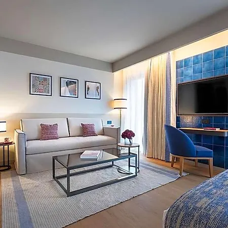 Ara Maris & Hotel 5*