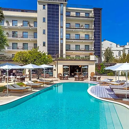 Ara Maris & 5* Sorrento