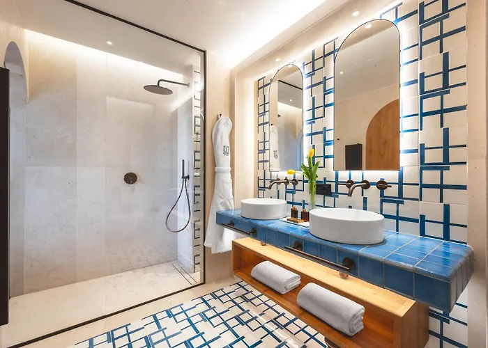 Hotel Ara Maris & 5*