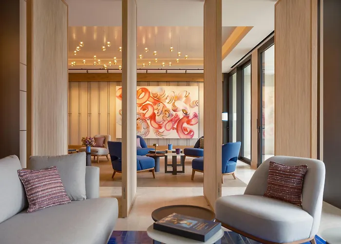 Ara Maris & Sorrento