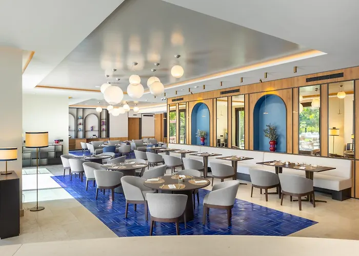 Ara Maris & Hotel 5*