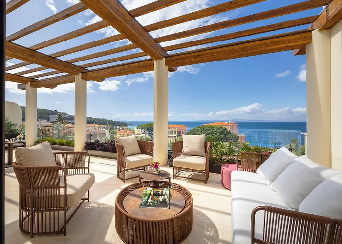 Ara Maris & Hotel 5*